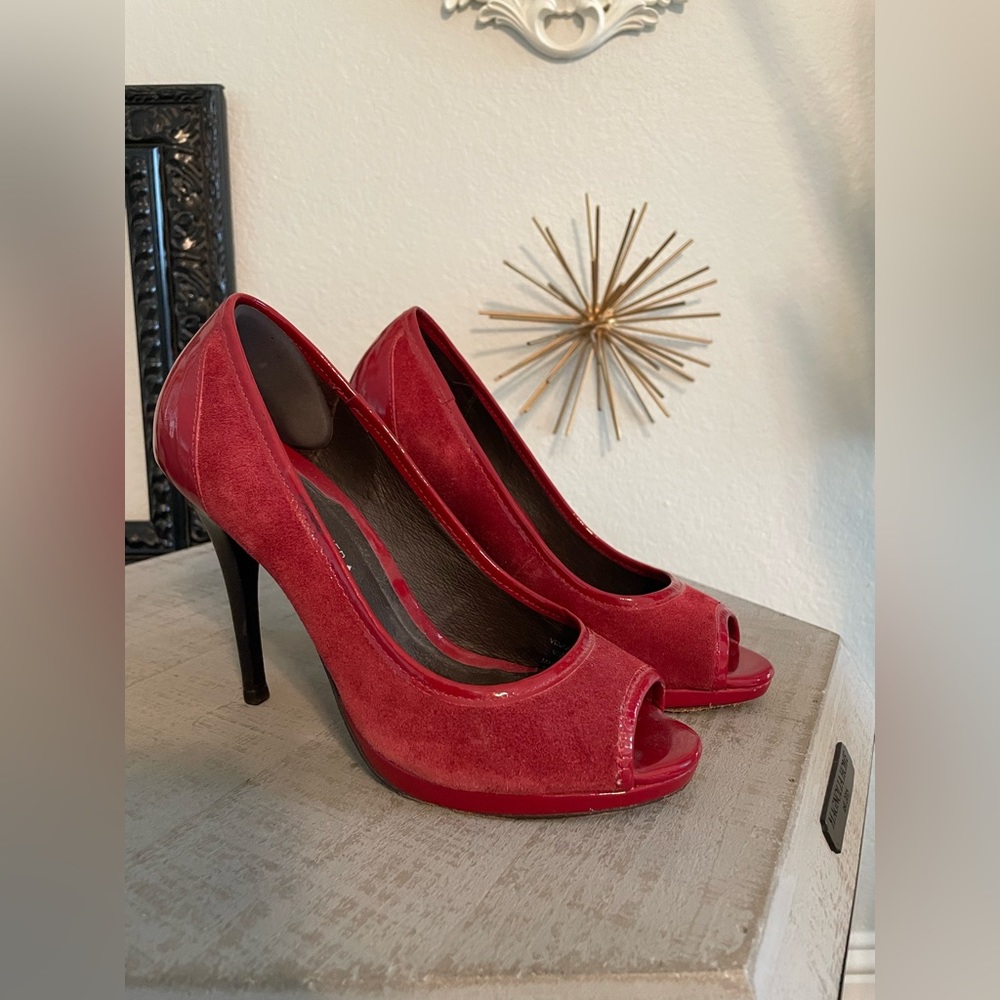 Donald J Pliner Heels ❤️